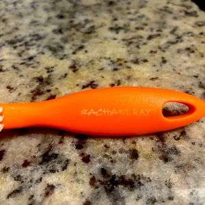 Food peeler and brush